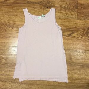 Pink tank top